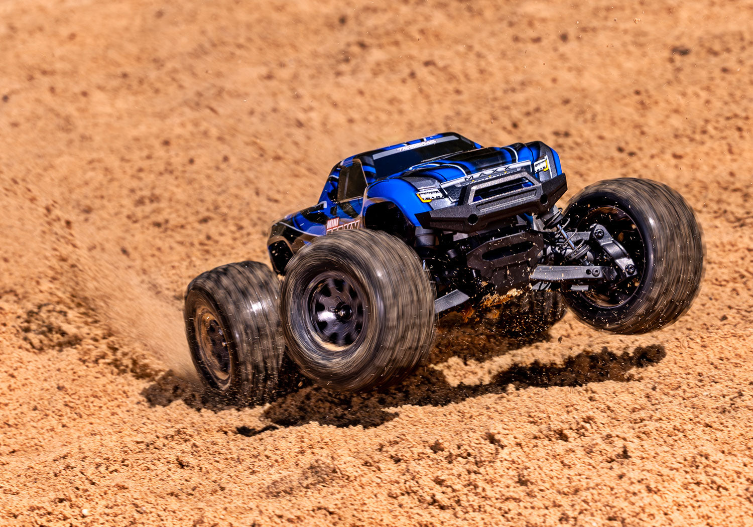 Traxxas Mini Maxx® Brushless 1/16 4WD RTR Monster Truck (Green) w/TQ™ 2.4Ghz Radio, Battery