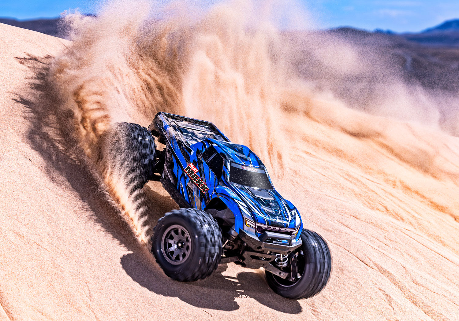 Traxxas Mini Maxx® Brushless 1/16 4WD RTR Monster Truck (Blue) w/TQ™ 2.4Ghz Radio, Battery