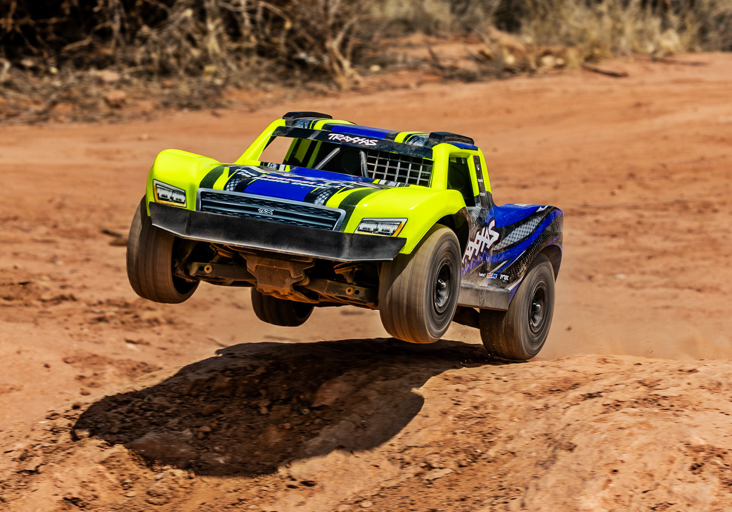 Traxxas Mini Slash® Brushless 1/16 4WD RTR Short Course Truck (Green) w/TQ™ 2.4Ghz Radio, Battery