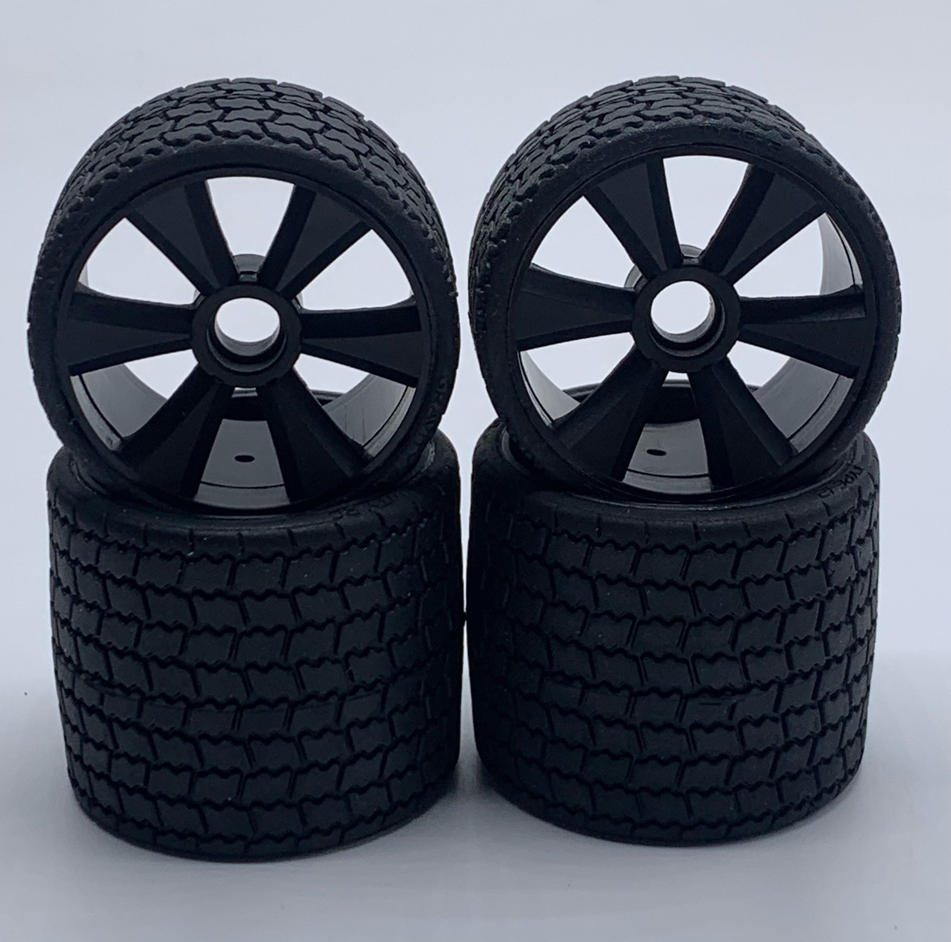 Gravity RC TYPE12 12th scale rubber tires, black wheel, (4)