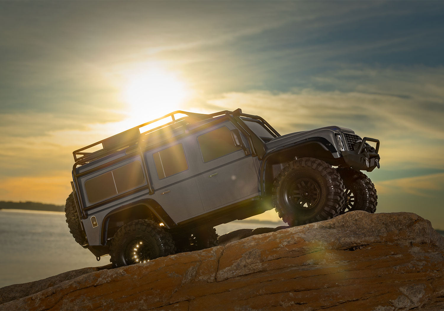 Traxxas TRX-4 1/10 Scale & Trail Rock Crawler w/Land Rover Defender Body (Sand) w/XL-5 ESC & TQi 2.4GHz Radio