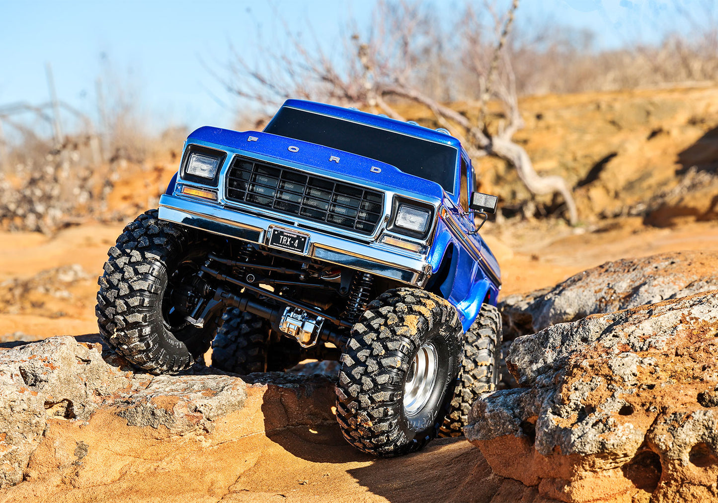 Traxxas TRX-4 1/10 High Trail Edition RC Crawler w/'79 Ford F-150 Ranger XLT Body (Brown) & TQi 2.4GHz Radio