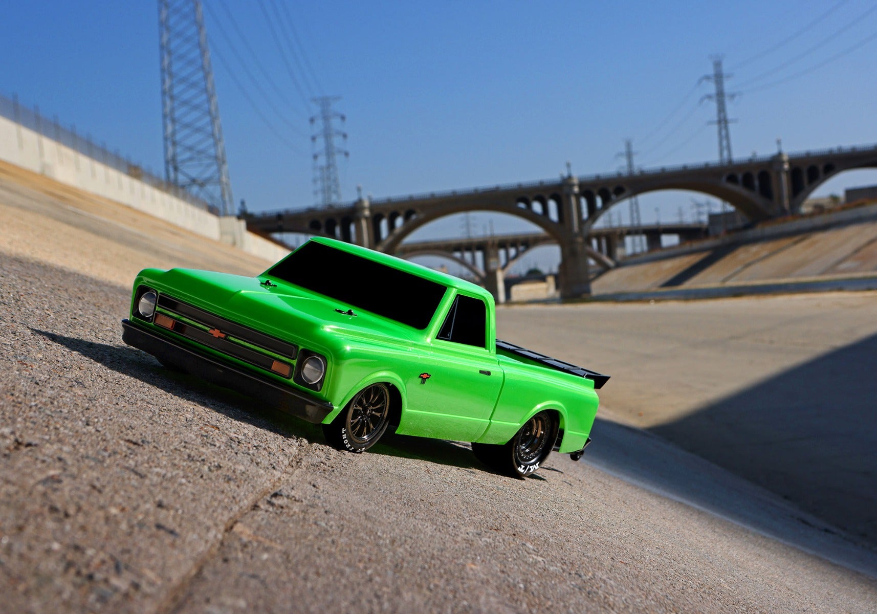 Traxxas Drag Slash HD 1967 Chevrolet C10 1/10 2WD RTR No Prep Truck (Green) w/TQi 2.4GHz Radio & TSM