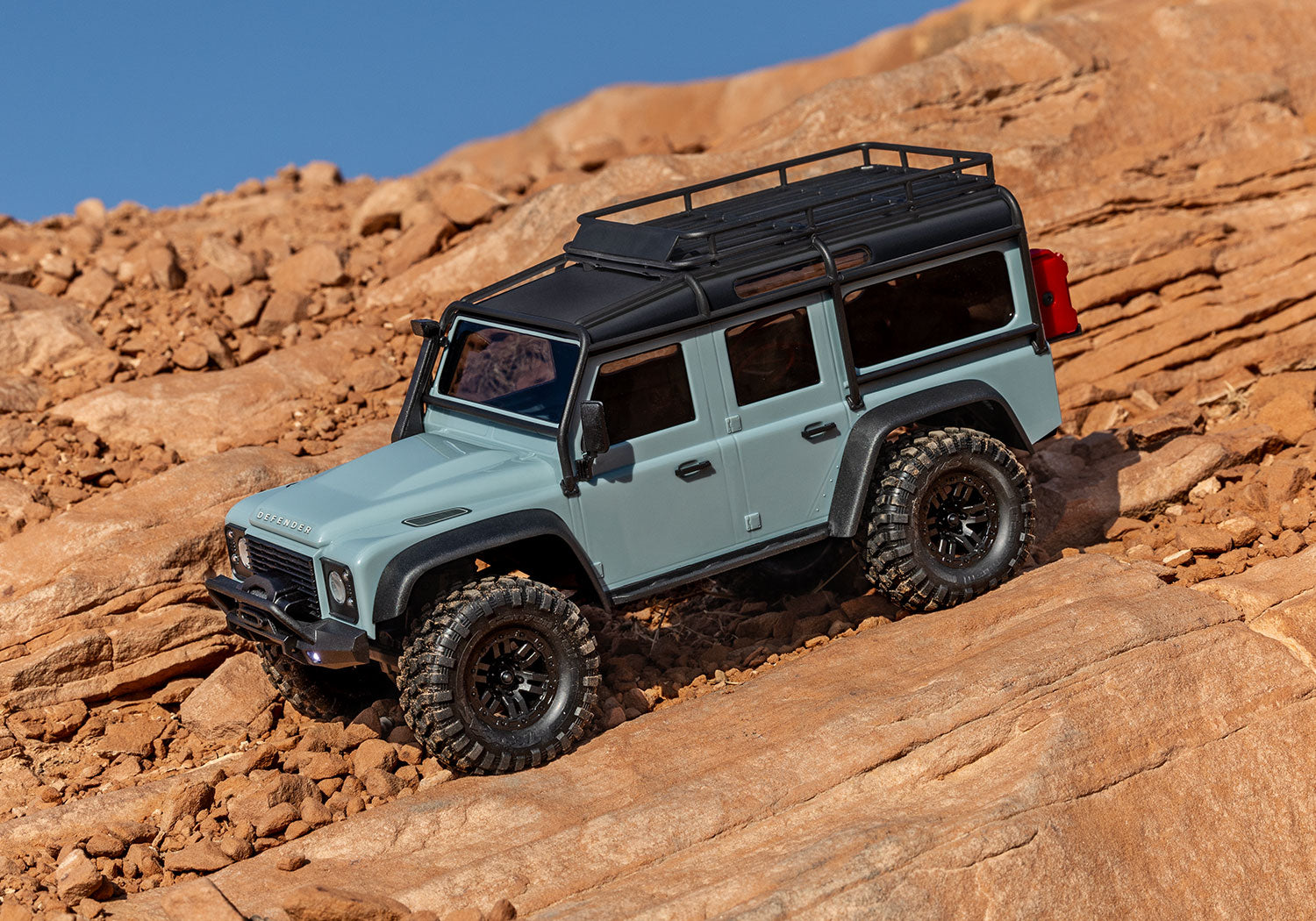 Traxxas TRX-4M 1/18 Electric Rock Crawler w/Land Rover Defender Body (Blue) w/TQ 2.4GHz Radio