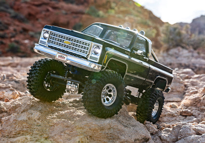 Traxxas TRX-4M 1/18 High Trail Edition Micro Rock Crawler w/Chevrolet K10 Body (Black) & TQ 2.4GHz Radio