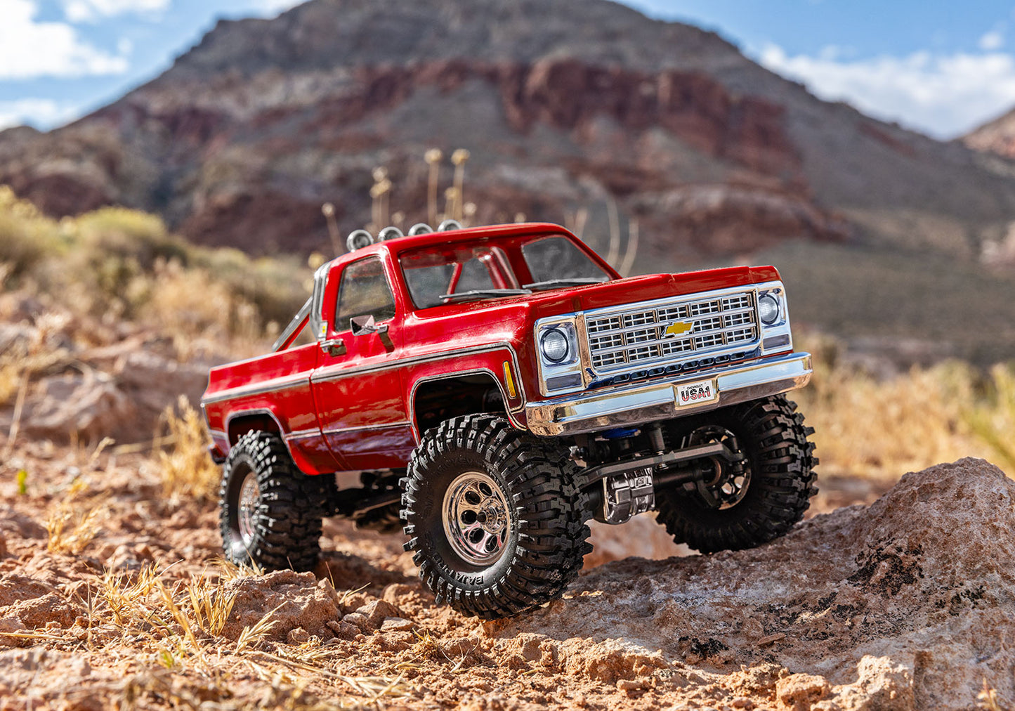 Traxxas TRX-4M 1/18 High Trail Edition Micro Rock Crawler w/Chevrolet K10 Body (Red) & TQ 2.4GHz Radio