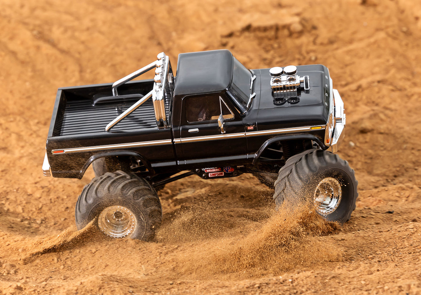 Traxxas TRX-4MT Ford F-150 Monster Truck (BLACK)